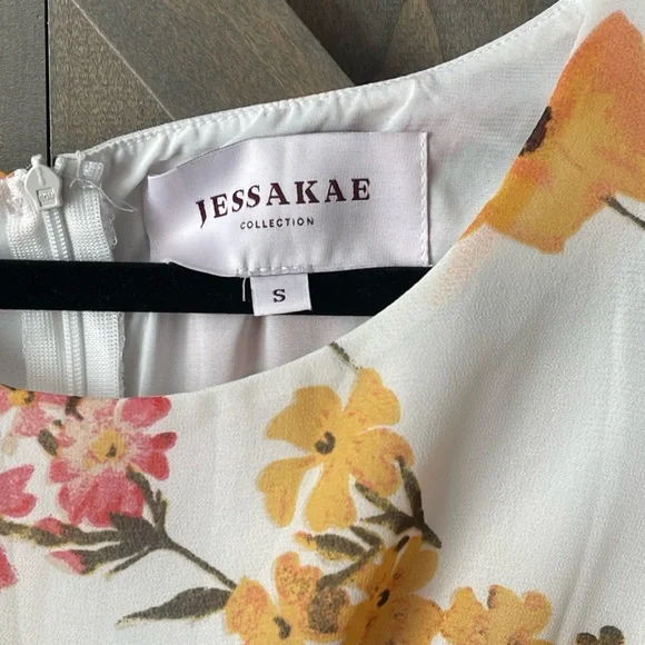 JessaKae Floral Red and White Dress - Picture 5 of 7